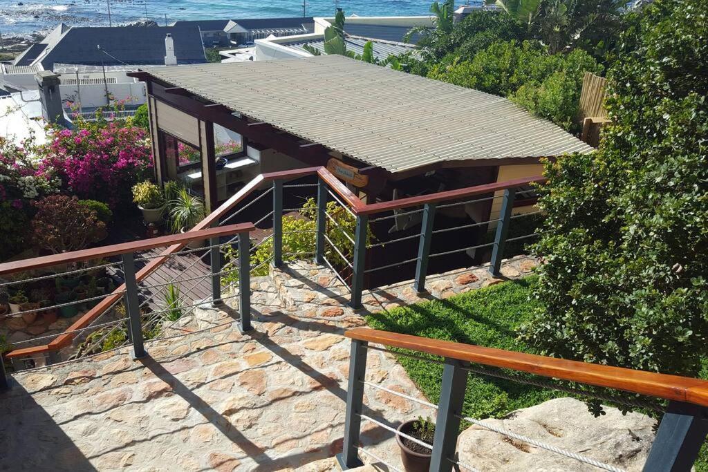 18 Steps - Seaside Cottage With Breathtaking Views Kapstaden Eksteriør billede