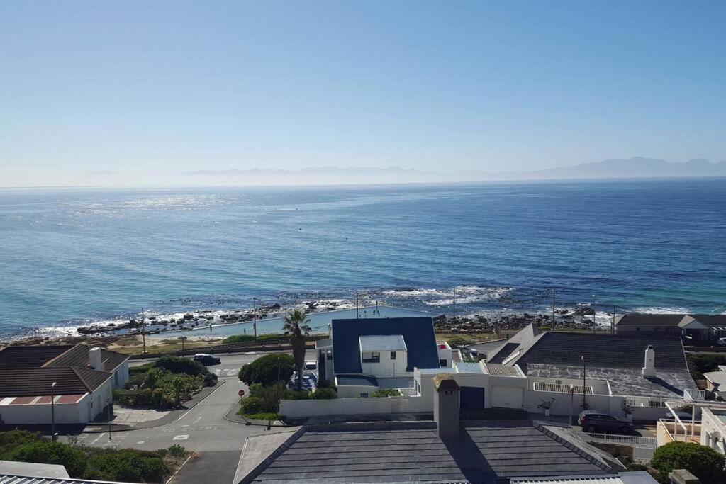 18 Steps - Seaside Cottage With Breathtaking Views Kapstaden Eksteriør billede