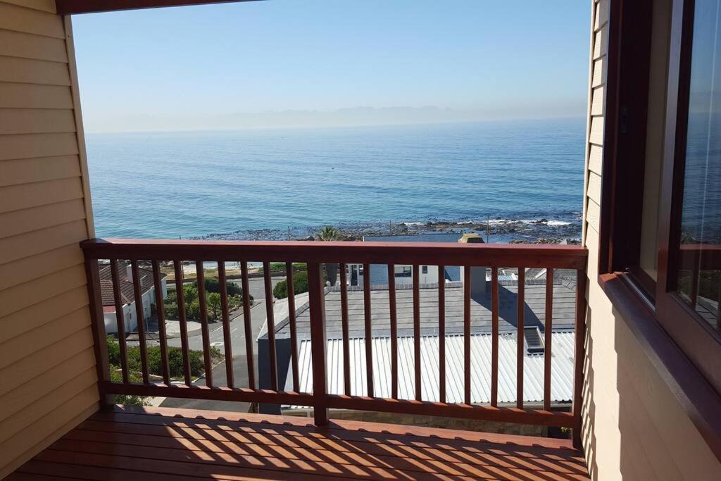 18 Steps - Seaside Cottage With Breathtaking Views Kapstaden Eksteriør billede